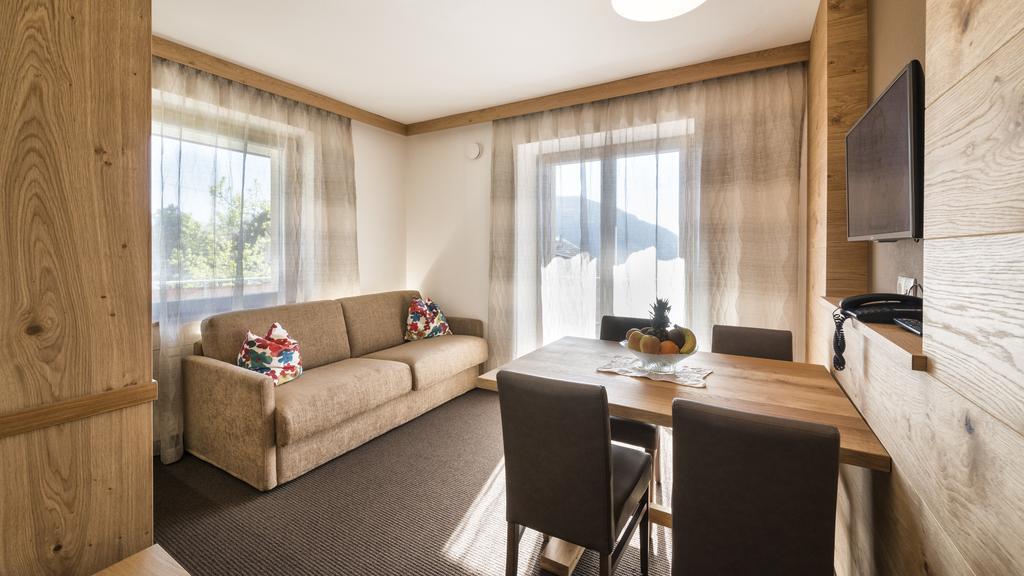 Mittendorf Klimaresidence Schenna Bagian luar foto